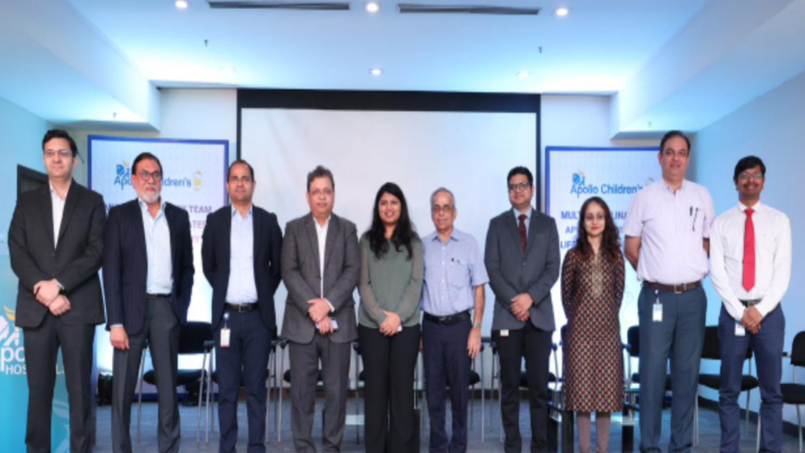 भीषण कार अपघात ग्रस्त ५ वर्षाच्या लहानग्या मुलीचा जीव अपोलोने वाचवला