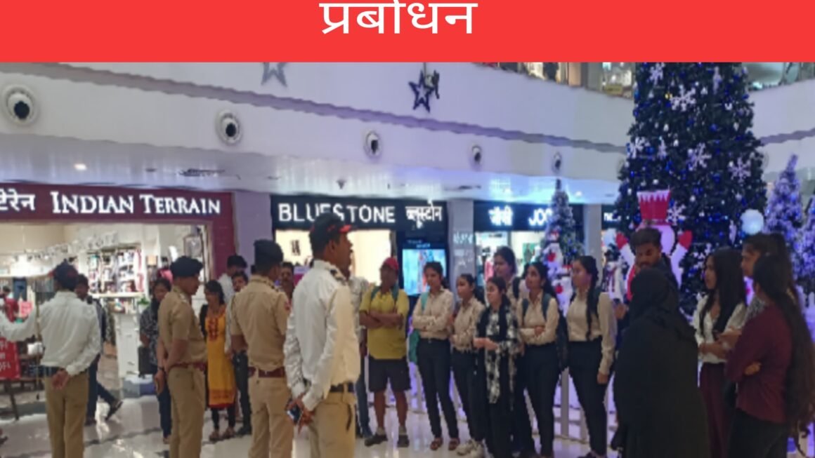 पनवेल शहर वाहतूक शाखेतर्फे करण्यात आले वाहन चालकांचे प्रबोधन