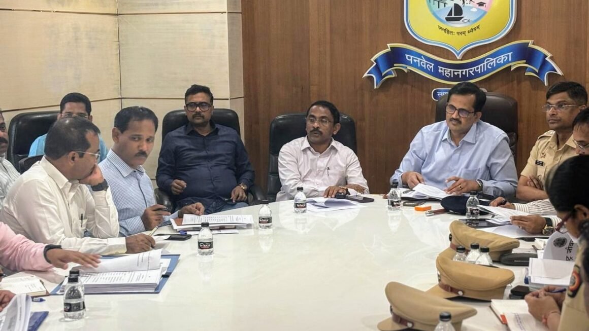 पनवेल महापालिका क्षेत्रातील न्हावाशेवा टप्पा ३ पाणीपुरवठा योजनेची आढावा बैठक