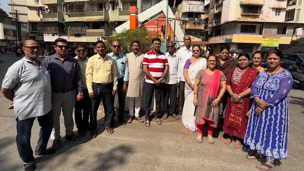 स्वातंत्र्यवीर सावरकरांच्या पुण्यतिथीनिमित्त करण्यात आले अभिवादन