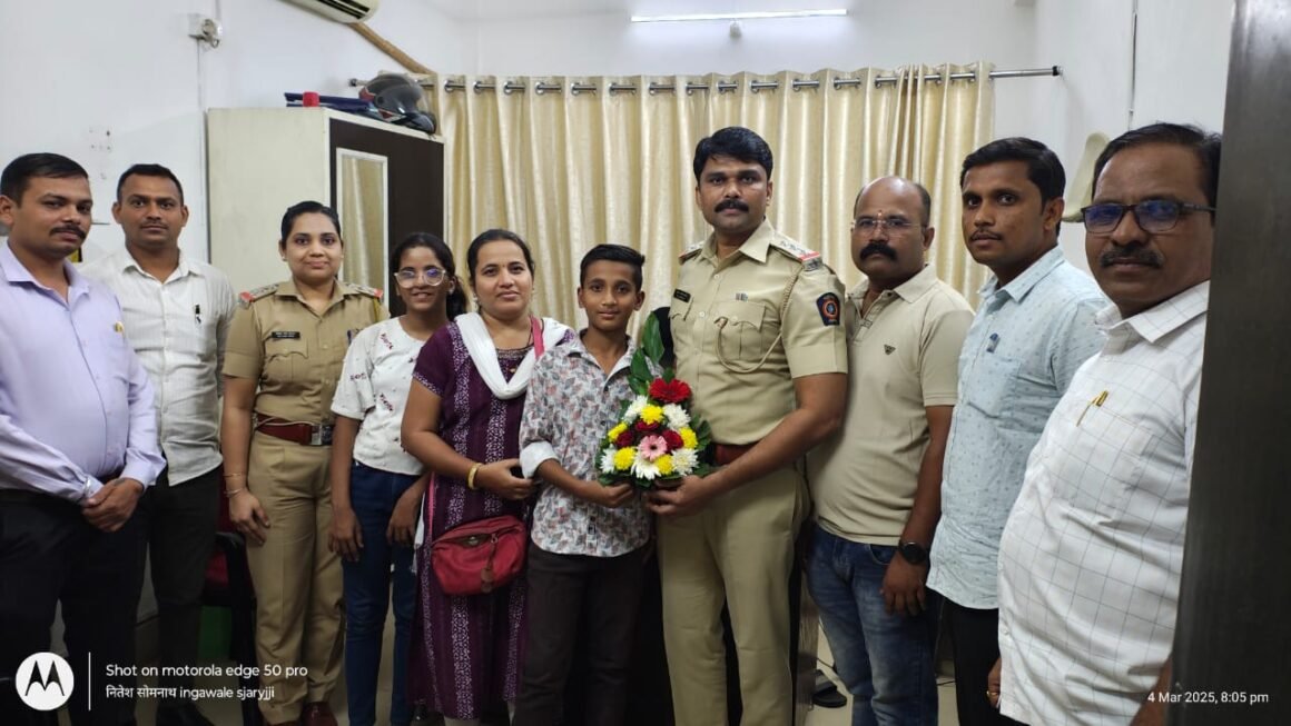 सापडलेले मंगळसूत्र चिमुकल्याने केले परत..!