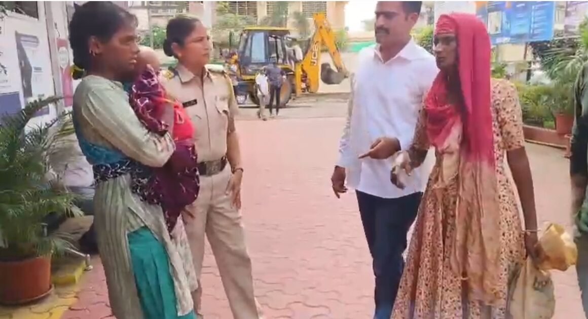 पनवेल रेल्वे स्टेशन परिसरातुन अपहरण झालेल्या 3 महिन्यांच्या बाळाची पनवेल शहर पोलीस ठाण्याकडुन 24 तासात सुटका व आरोपीता ताब्यात