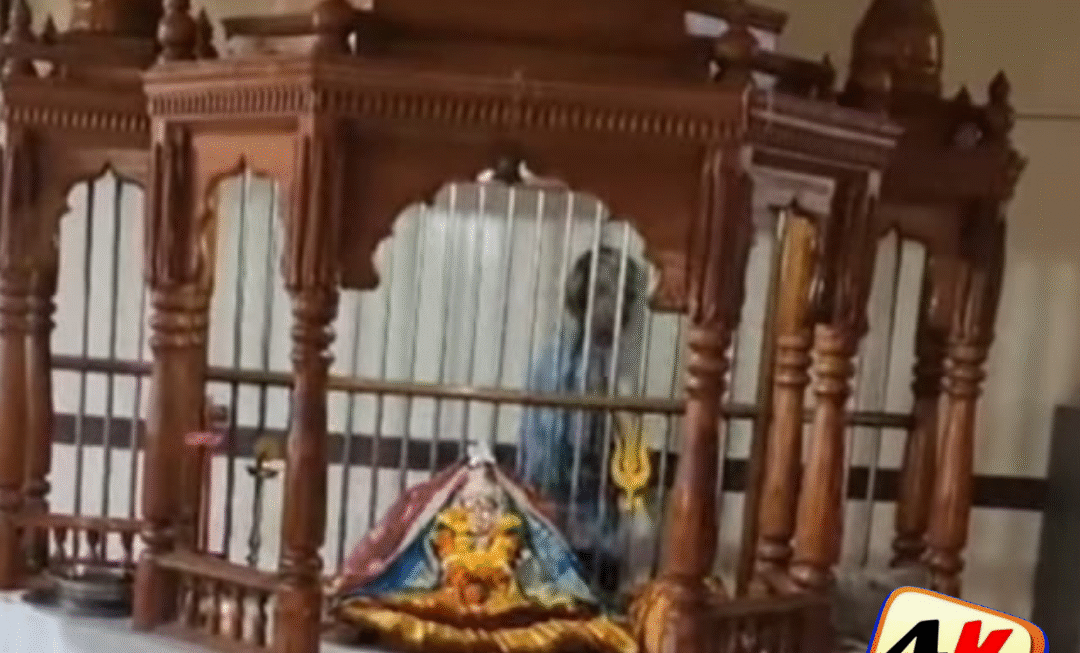 गावदेवी मंदिरात चोरी करणाऱ्या चोरट्यास पोलिसांनी घेतले ताब्यात