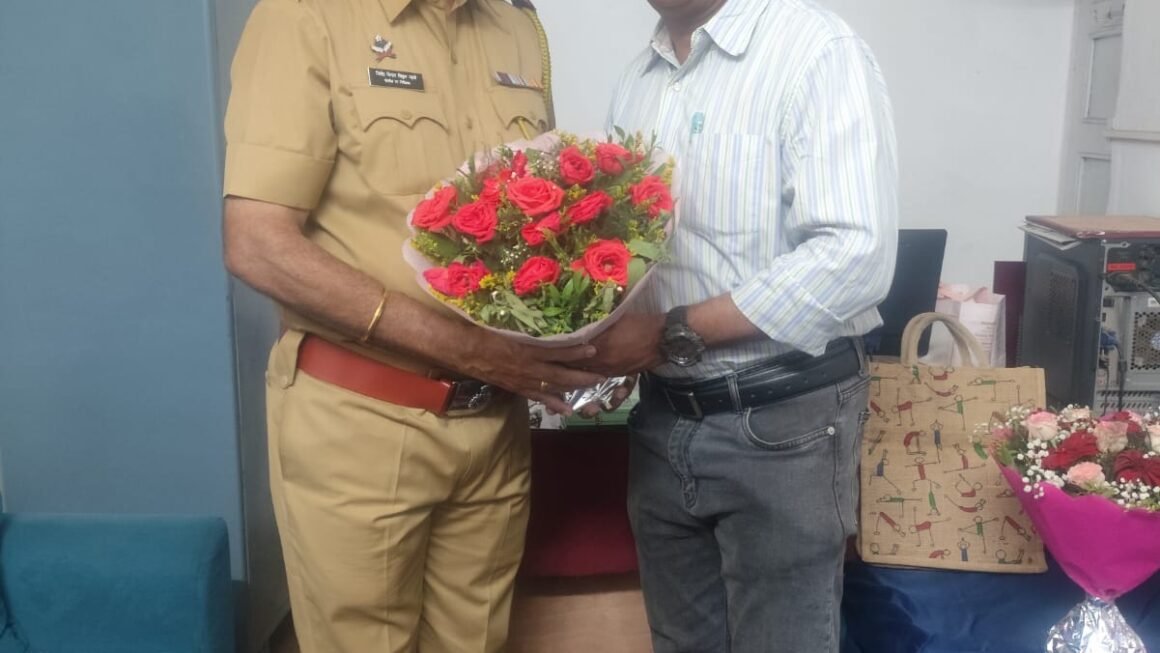पनवेल तालुका पोलीस ठाण्यातील जितेंद्र विठ्ठल म्हात्रे यांना पोलीस उपनिरीक्षक पदाची बढती