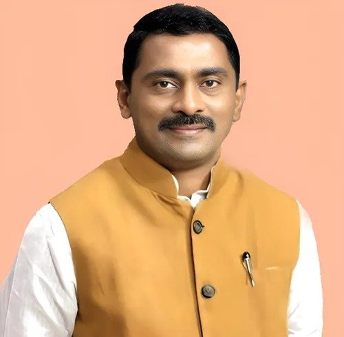 लोकप्रिय आमदार प्रशांत ठाकूर यांच्या वाढदिवसानिमित्त पनवेलमध्ये “ऋतू हिरवा” अनोख्या कार्यक्रमाचे आयोजन