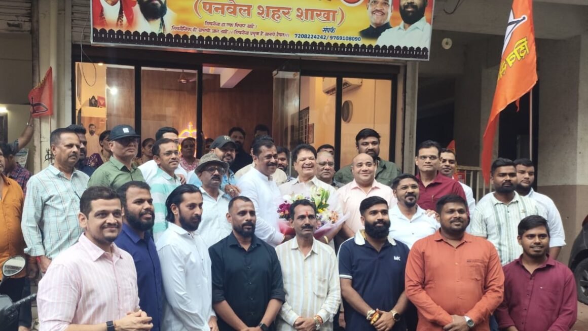 शिवसेनेनेतर्फे महापौर श्री.नितीन (भाई) पाटील ह्यांचा वाढदिवस उतसाहत साजरा!!