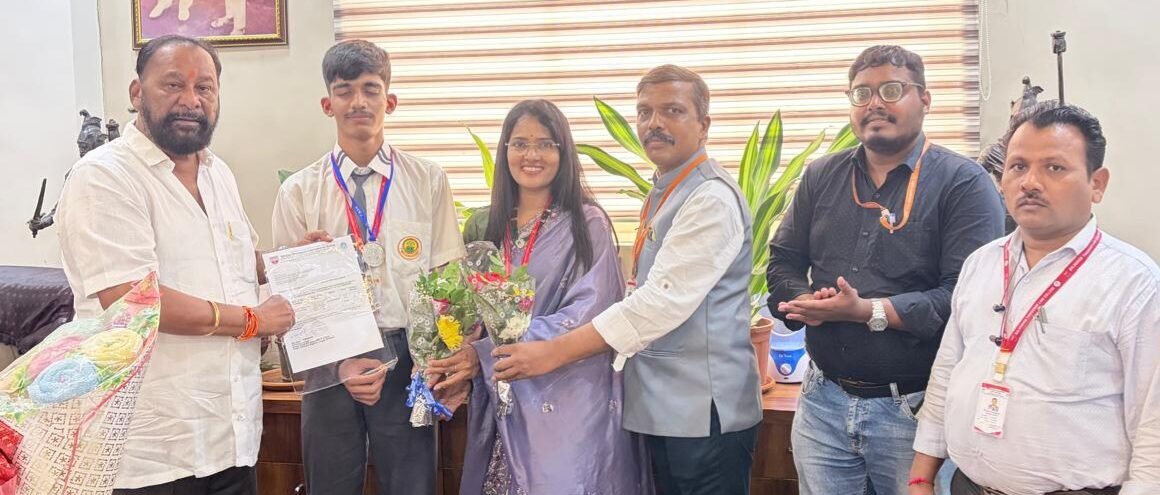 द एलिट पब्लिक स्कूल (C.B.S.E.), तळोजा या शाळेतील विद्यार्थ्याचे बॉक्सिंग स्पर्धेत सुयश