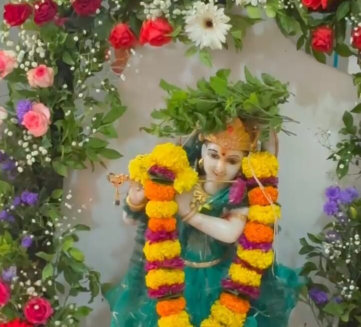 धुतुममध्ये श्रीकृष्ण जन्माष्टमी उत्साहात रात्रभर नामस्मरण, भजनाने भक्तिमय वातावरण; अनेक वर्षांची परंपरा कायम