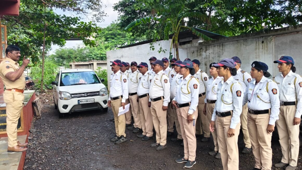 वाहतुकीचे नियम न पाळणाऱ्या रिक्षाचालकांवर कारवाई