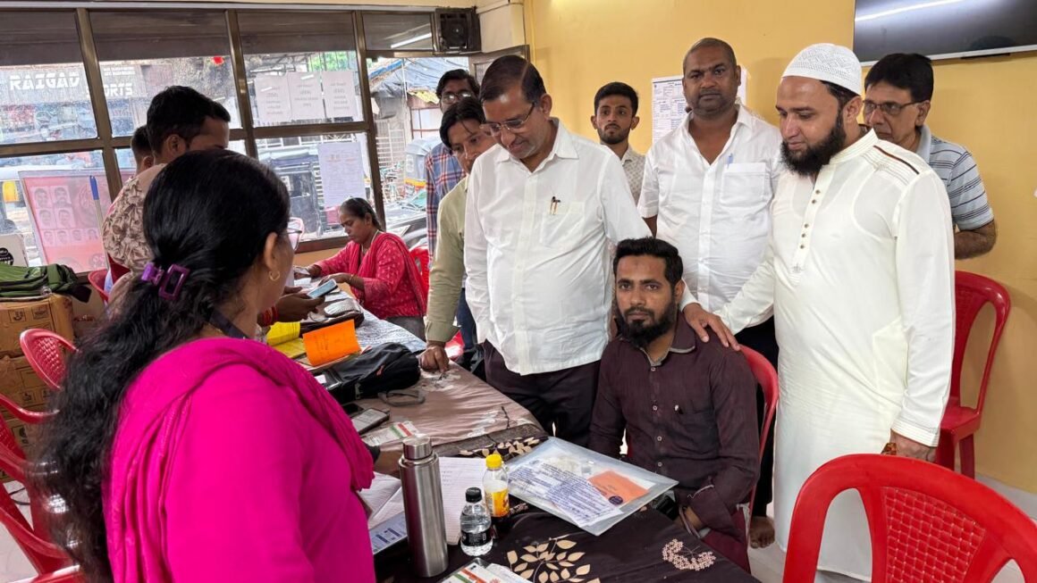 शेकाप व एकता असोसिएशनतर्फे आयुष्मान भारत, आभा कार्ड नोंदणी शिबिर २५० नागरिकांनी घेतला लाभ