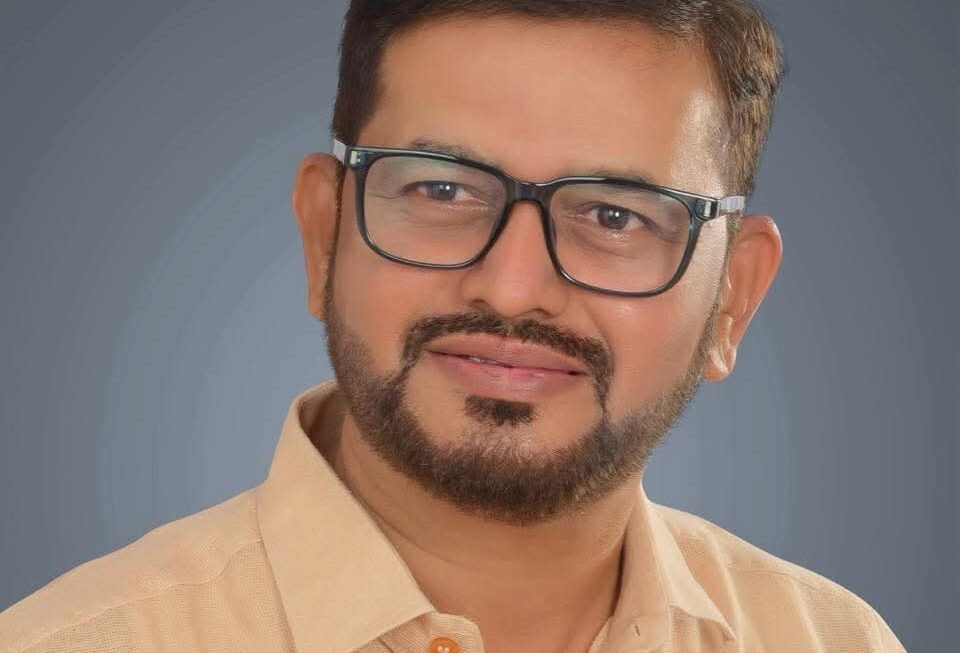 नवरात्र-दिवाळीतही गणेशोत्सवाप्रमाणे वाहतूक नियोजन करा भाजप सरचिटणीस अमित ओझे यांची वाहतूक पोलिसांकडे मागणी