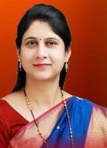 फेरीवाल्यांवर कारवाई, बड्या व्यावसायिकांना अभय का? लीना गरड यांचा महासभेत संतप्त सवाल
